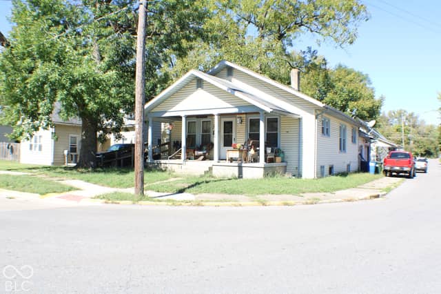 602 W Franklin Street, Shelbyville, IN 46176, photo 2 of 15