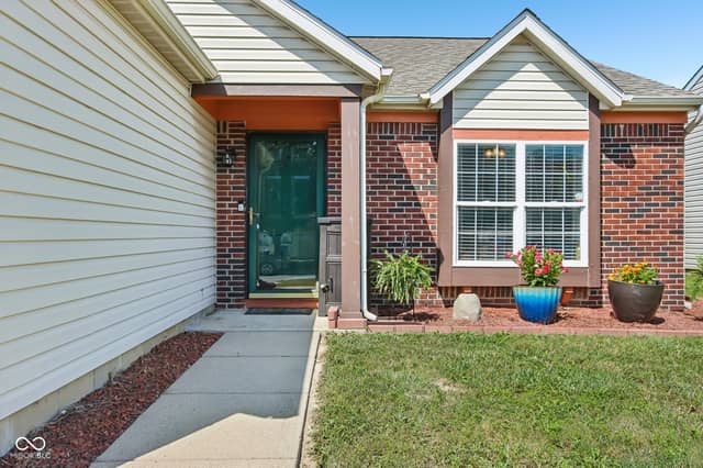 6641 Crestwell Lane, Indianapolis, IN 46268, photo 5 of 28