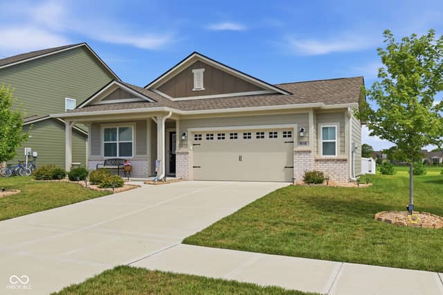 1252 Patens, Greenwood, IN 46143, photo 4 of 42