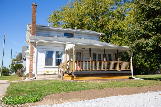 405 S Mulberry Street, Fairland, IN 46126, photo 5 of 56