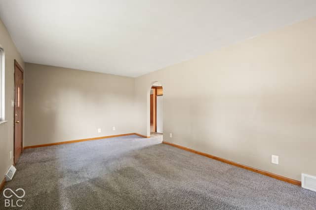 409 Wedgewood Drive, New Albany, IN 47150, photo 5 of 44