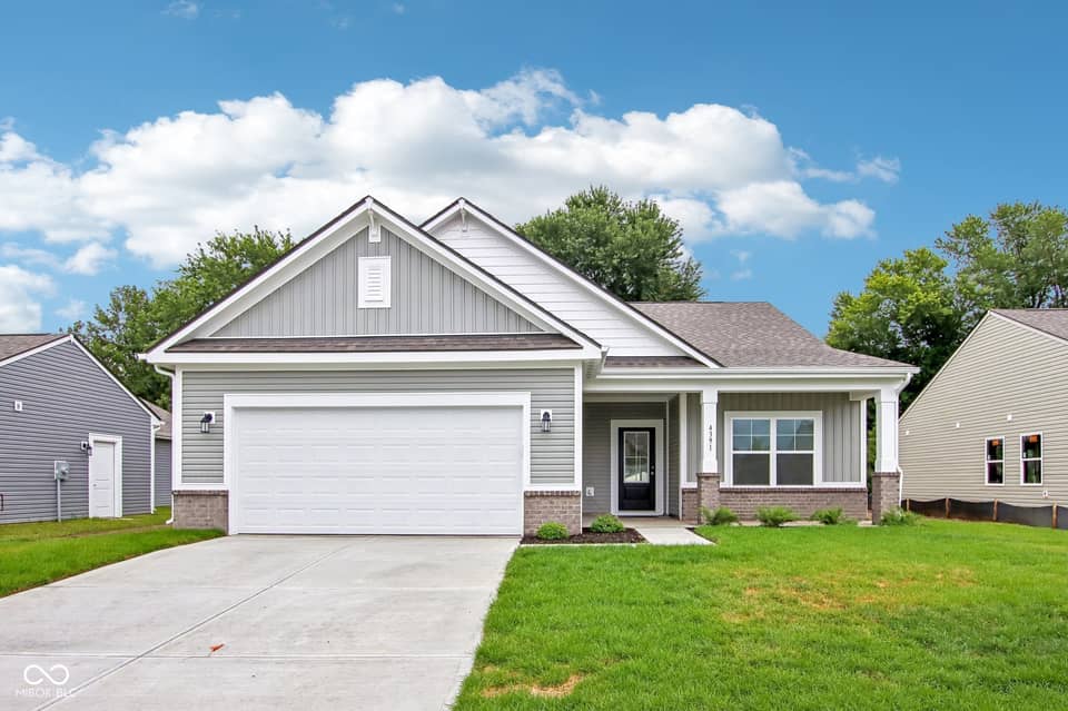 4391 Sedgewick Court, Columbus, IN 47201, photo 1 of 24
