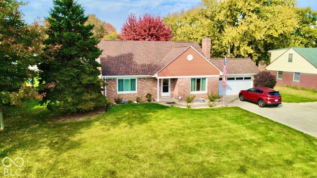 2220 Woodcrest Road, Indianapolis, IN 46227, photo 2 of 63