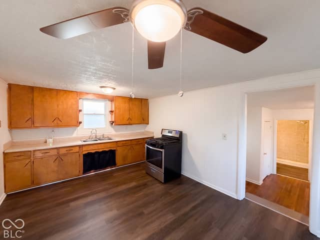 207 E Park Street, Trafalgar, IN 46181, photo 3 of 19