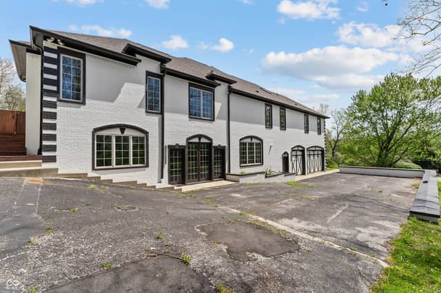 9030 Fall Creek Road, Indianapolis, IN 46256, photo 4 of 38
