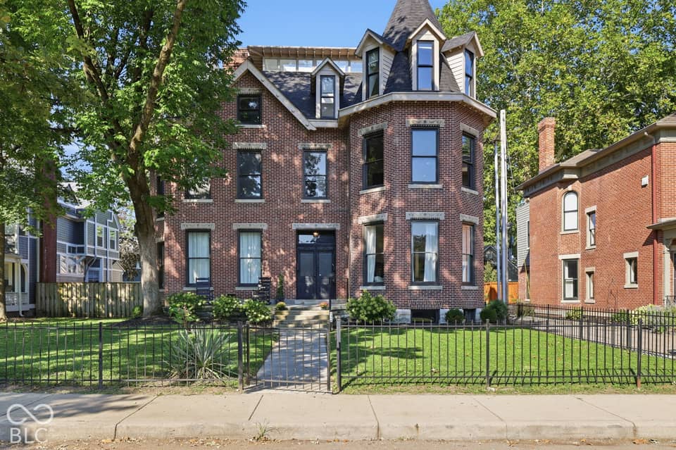1340 N Park Avenue, Indianapolis, photo 1 of 50