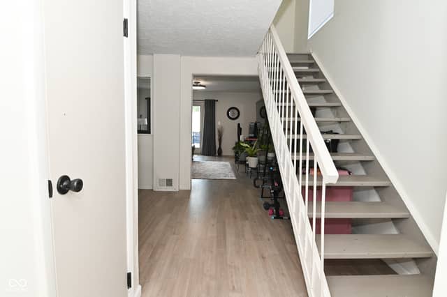 7368 Country Brook Drive, Indianapolis, IN 46260, photo 3 of 31