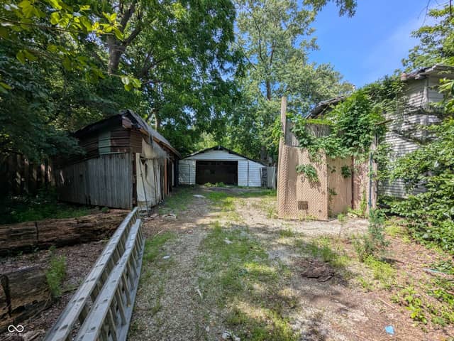 1808 E 68th Street, Indianapolis, IN 46220, photo 4 of 19