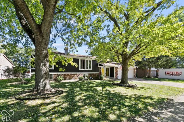 3435 Summerfield Drive, Indianapolis, IN 46214, photo 4 of 16