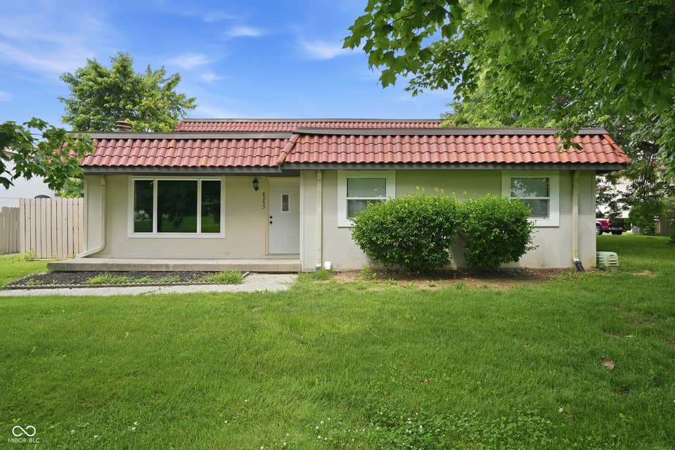 8353 Paso Del Norte Court, Indianapolis
