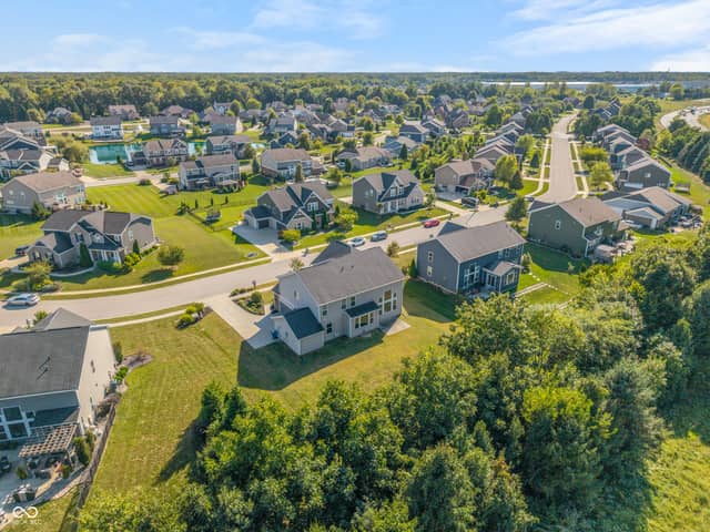 650 Ridge Gate Drive, Brownsburg, IN 46112, photo 4 of 55