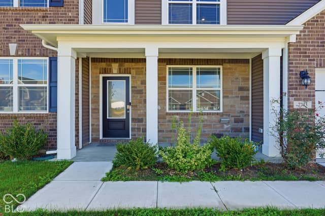 7743 Fairwood Boulevard, Plainfield, IN 46168, photo 5 of 39