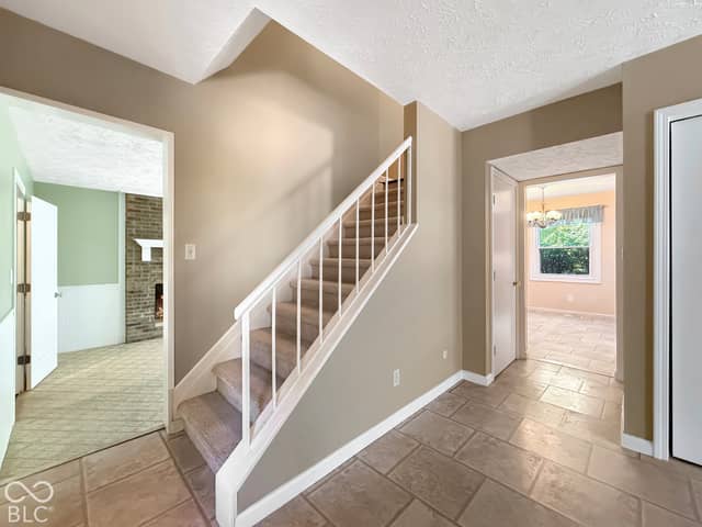 980 Wood Creek Place, Greenwood, IN 46142, photo 5 of 34
