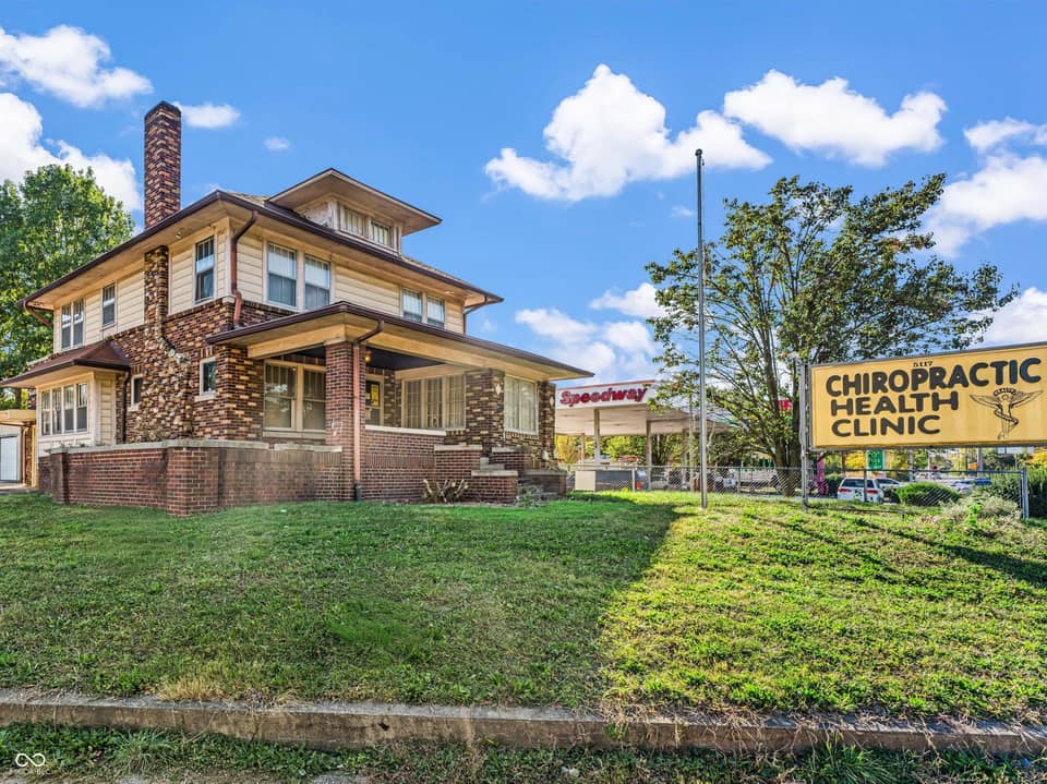 5117 E Washington Street, Indianapolis