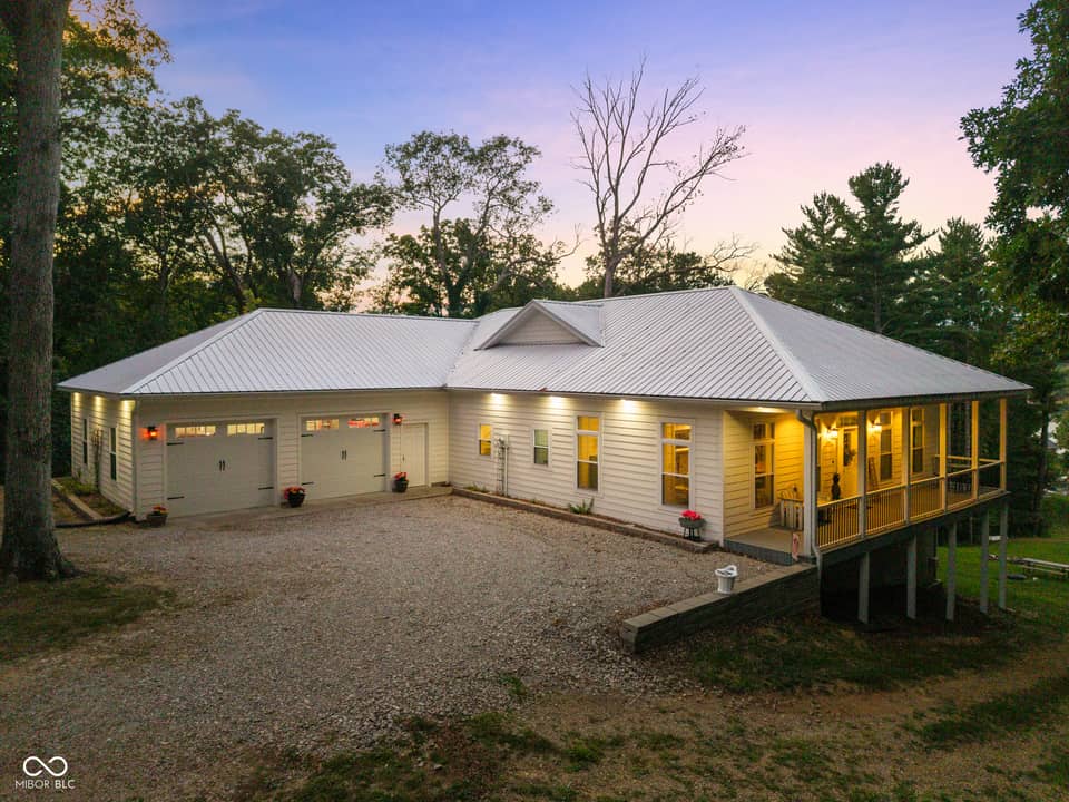 14000 W Lake Road, Seymour