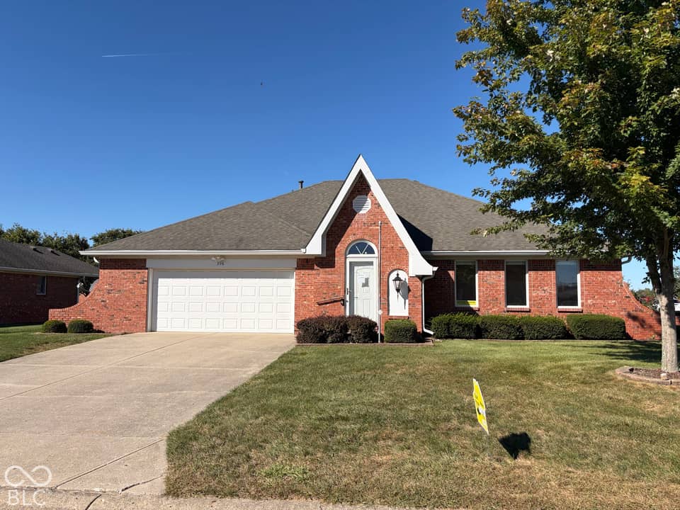 396 Vinewood Drive S, Brownsburg, IN 46112, photo 1 of 35