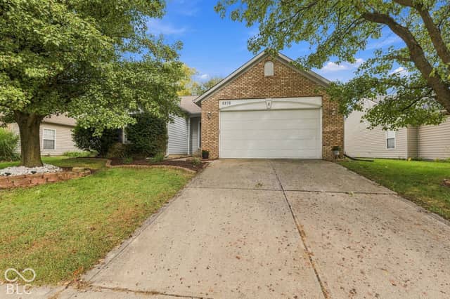 6276 Briargate Drive, Zionsville, IN 46077, photo 3 of 53