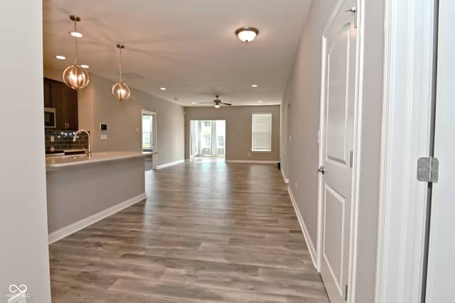 9170 Hedley Way E, Avon, IN 46123, photo 5 of 58