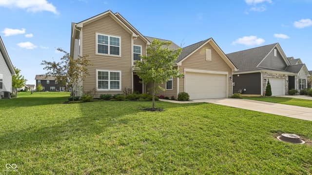 2389 Silver Spoon Drive, Greenfield, IN 46140, photo 4 of 41