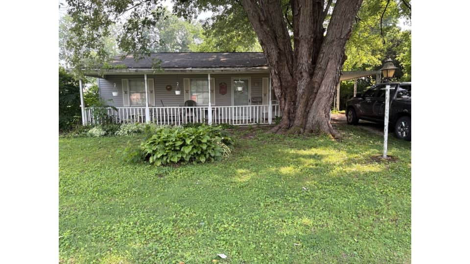 705 North, Attica