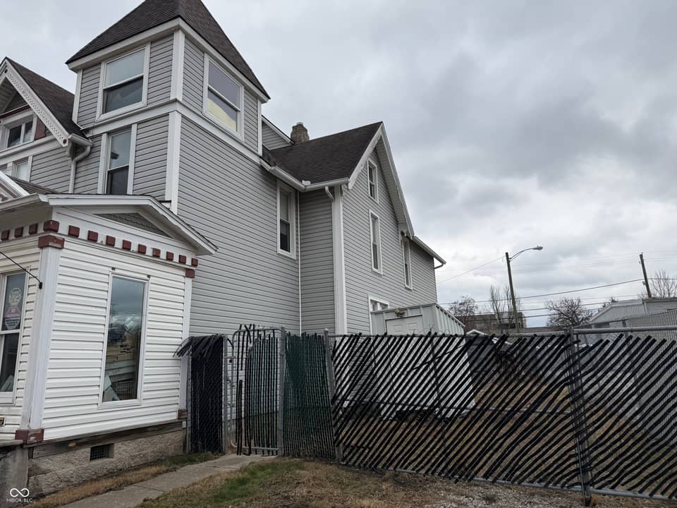 715 W Superior Street, Fort Wayne
