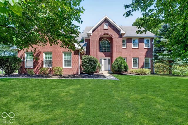 5786 Gyrfalcon Place, Carmel, IN 46033, photo 2 of 66