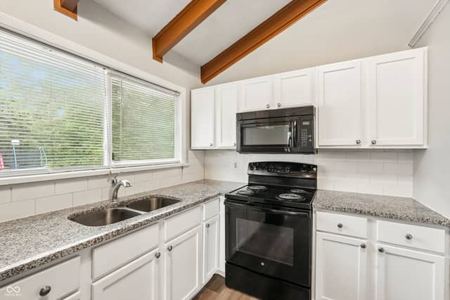 6147 E 40th Street, Indianapolis, IN 46226, photo 3 of 46