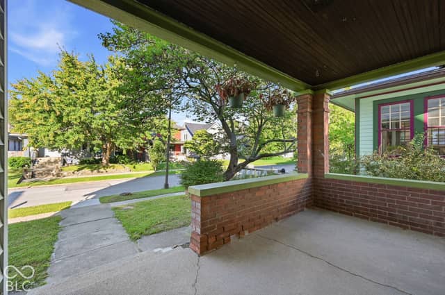 323 N Drexel Avenue, Indianapolis, IN 46201, photo 5 of 38