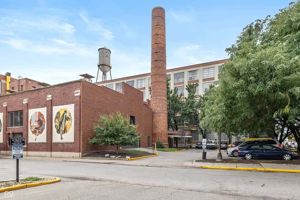 611 N Park Avenue #105, Indianapolis, IN 46204, photo 1 of 24