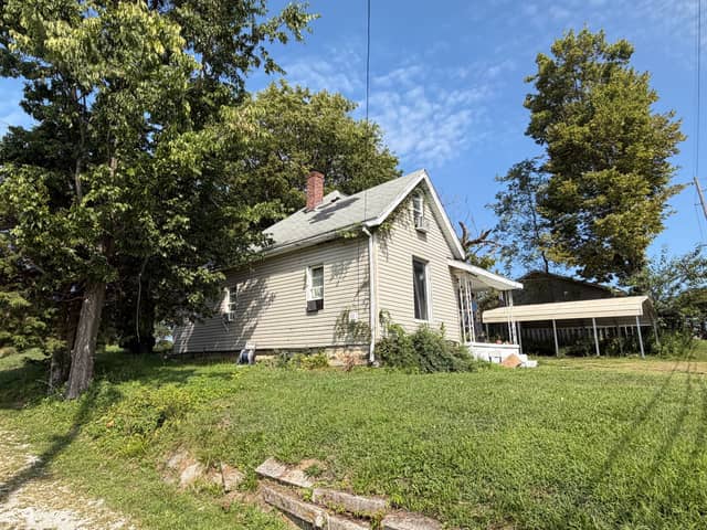 33 M Street, Bedford, IN 47421, photo 5 of 4