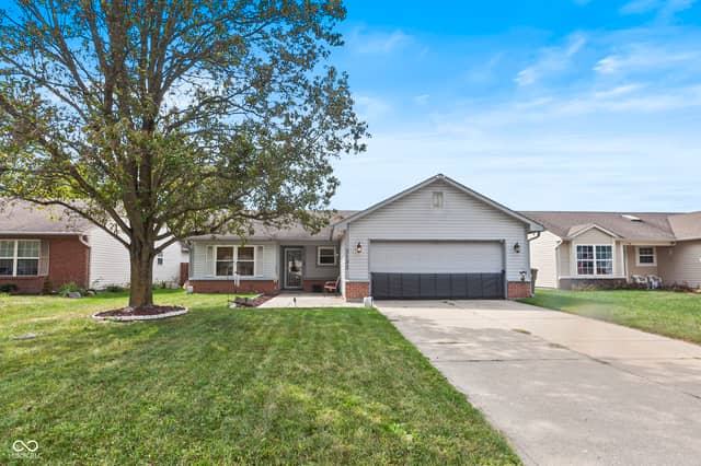 5135 Milhouse Road, Indianapolis, IN 46221, photo 2 of 24