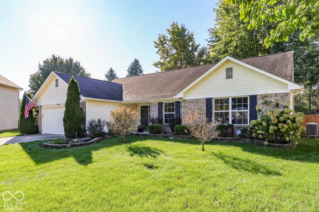 6241 Whitaker Farms Drive, Indianapolis, IN 46237, photo 2 of 50