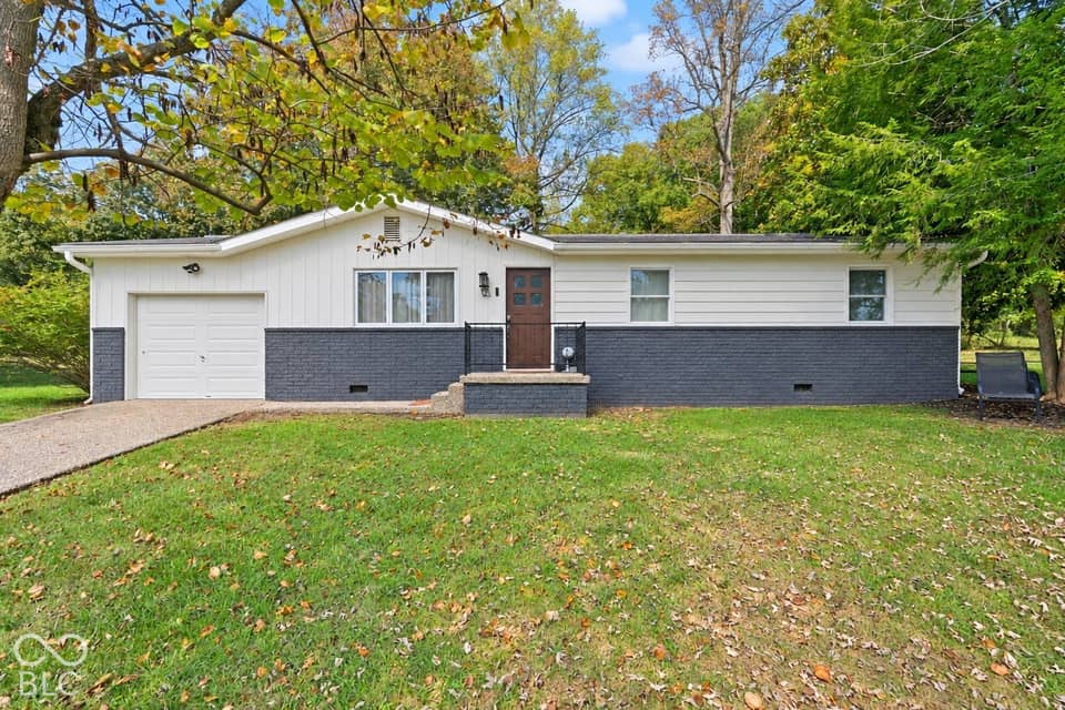 722 W A Street, Paoli, IN 47454, photo 1 of 44