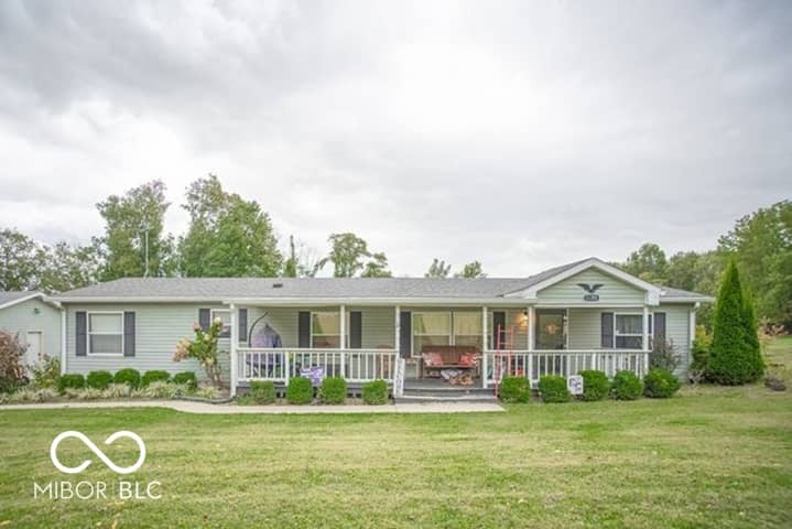 8179 S County Road 50 W, Clay City