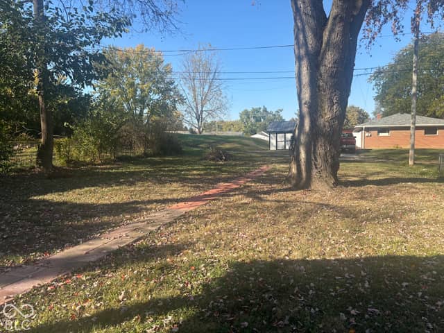 404 W Broadway W, Alexandria, IN 46001, photo 3 of 26