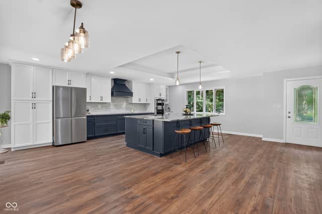 226 Saddlebrook Drive, Zionsville, IN 46077, photo 5 of 56