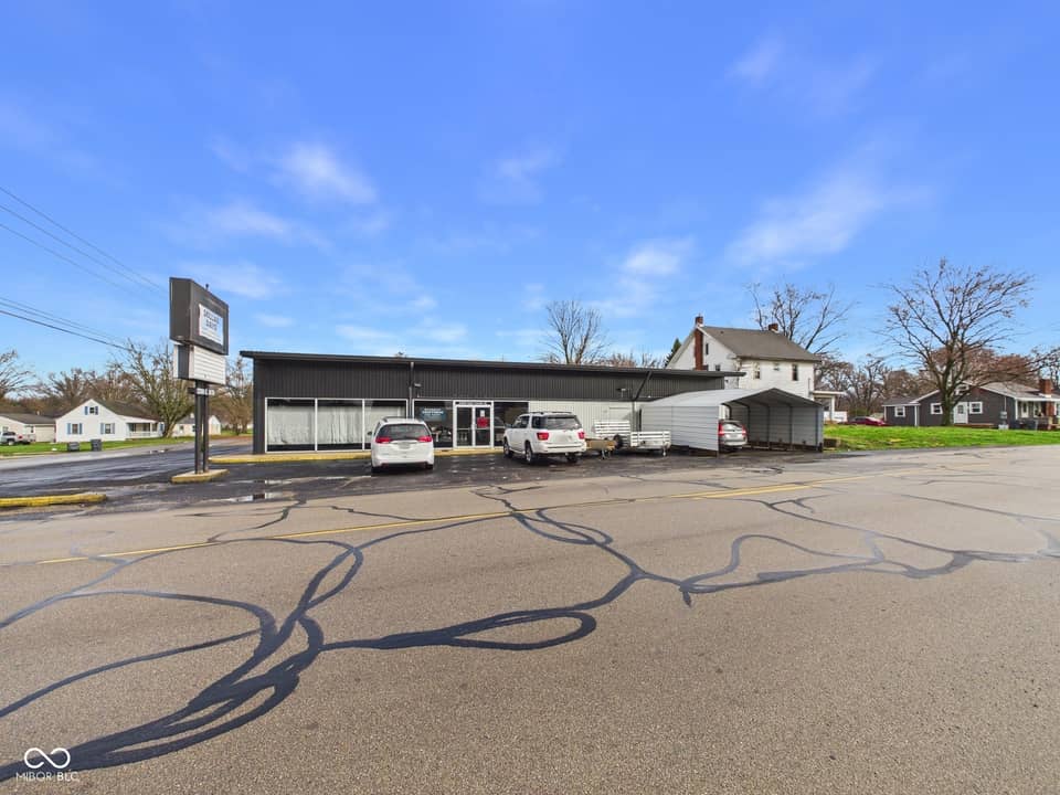 2500 E 10th Street, Anderson