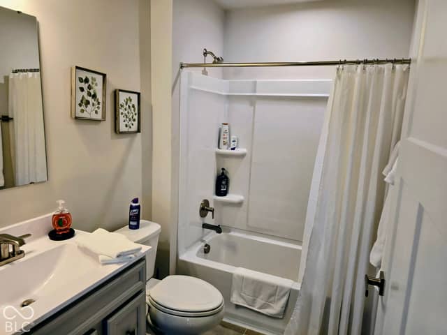 6024 Sanborn Drive, Plainfield, IN 46168, photo 5 of 21