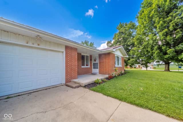 305 N Ellis Road, Muncie, IN 47303, photo 4 of 25