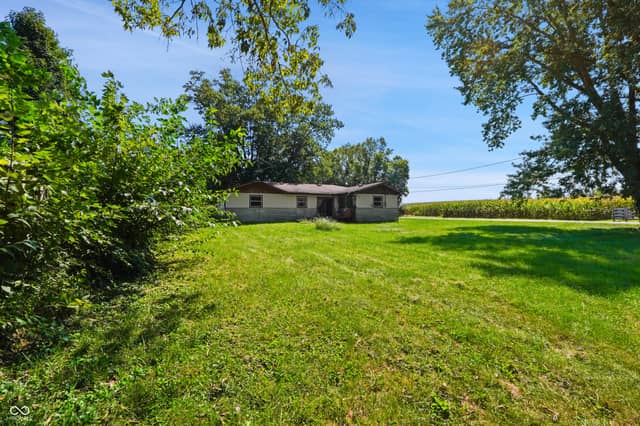1490 Raymond Road, Martinsville, IN 46151, photo 5 of 17