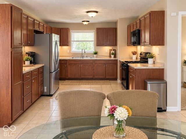 7440 Combs Road, Indianapolis, IN 46237, photo 5 of 11