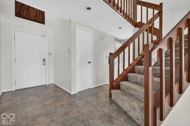4220 Eagle Bay Circle, Indianapolis, IN 46254, photo 3 of 40