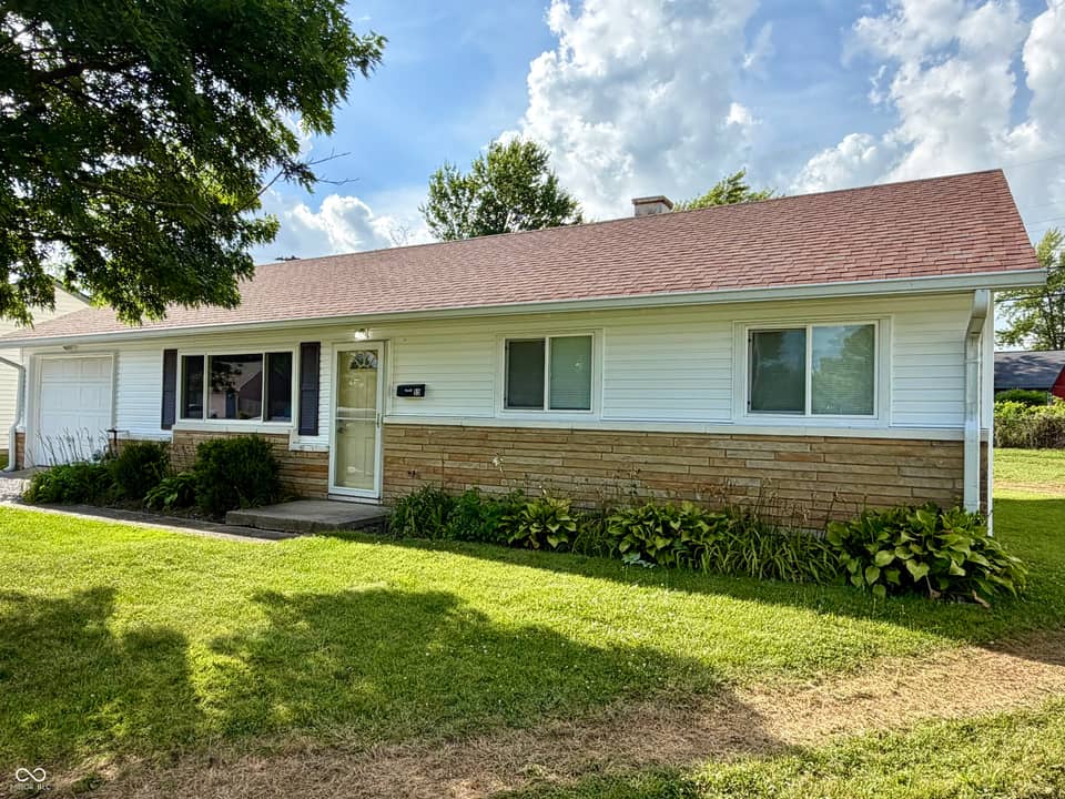55 Crestview, Greenwood