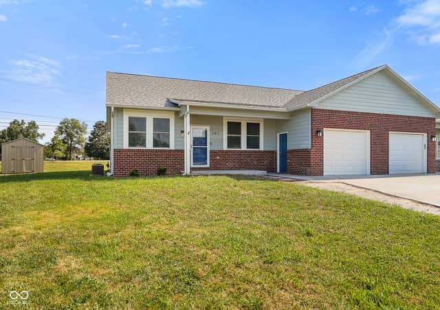 107 Weber Court, Franklin, IN 46131, photo 2 of 28