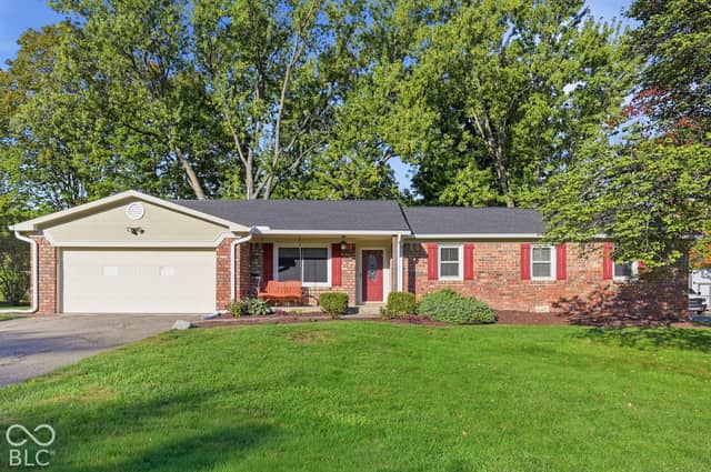 36 Lansdowne Lane, Carmel, IN 46033, photo 3 of 38