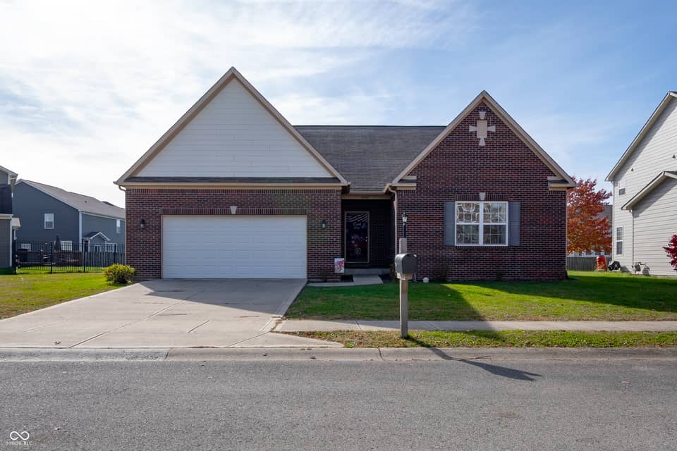 14461 Brook Meadow Drive, McCordsville, IN 46055, photo 1 of 45
