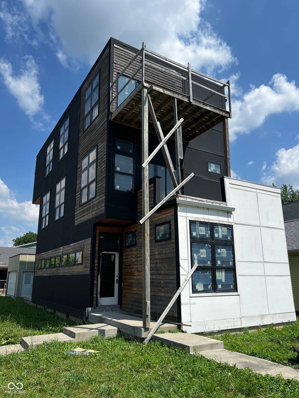 1401 S Alabama, Indianapolis, IN 46225, photo 1 of 15