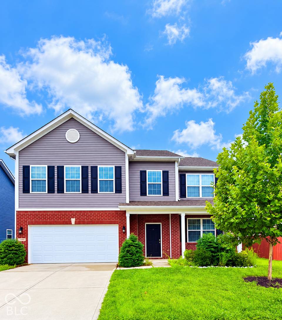 2909 Pointe Bay Road, Indianapolis, IN 46229, photo 1 of 11