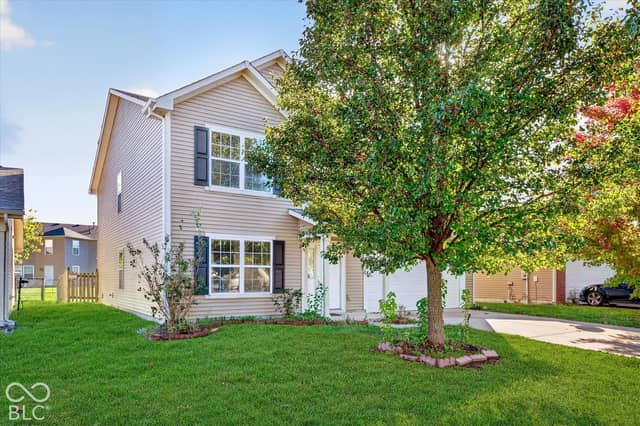 839 Stonehurst Drive, Franklin, IN 46131, photo 4 of 37