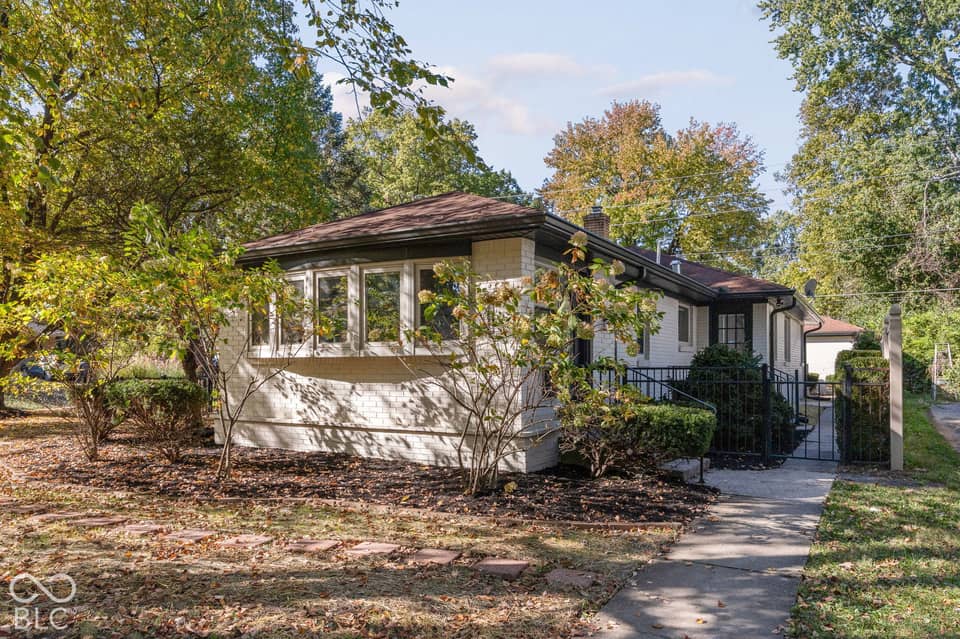 5602 Primrose Avenue, Indianapolis, IN 46220, photo 1 of 66
